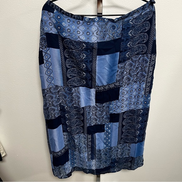 Jordan Dresses & Skirts - Vintage Jordan Blue Patchwork Paisley Print Straight Skirt Size XL